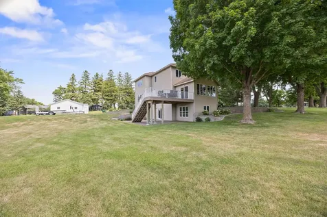 1450 Jefferson Street SE Hutchinson MN 55350