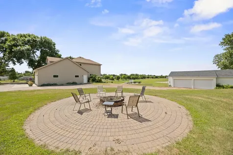 1450 Jefferson Street SE Hutchinson MN 55350