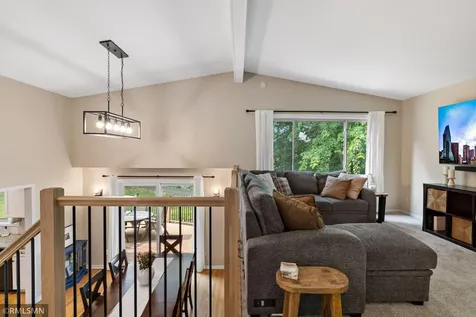 10581 Lake Fall Drive Eden Prairie MN 55347