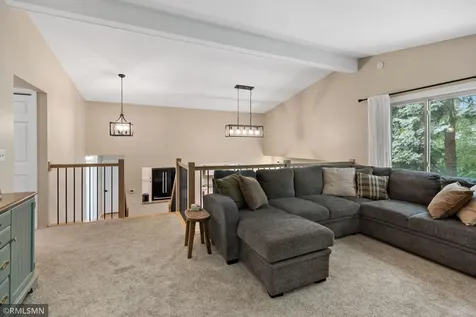 10581 Lake Fall Drive Eden Prairie MN 55347