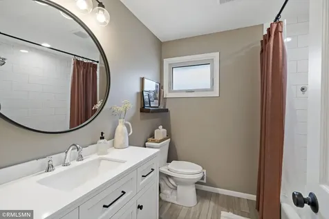 10581 Lake Fall Drive Eden Prairie MN 55347