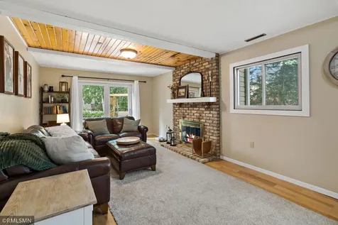 10581 Lake Fall Drive Eden Prairie MN 55347
