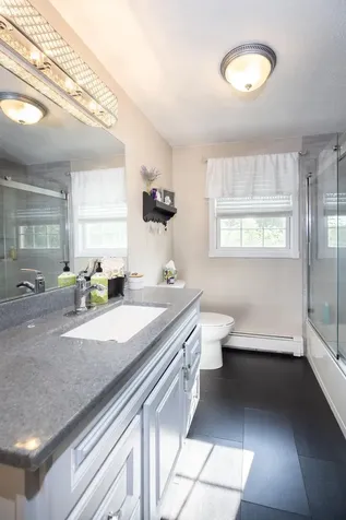 407 Hougen Street S Northwood ND 58267