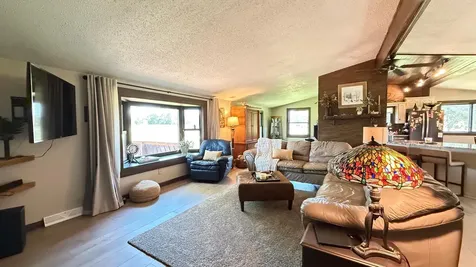 244 W Christenson Avenue Appleton MN 56208