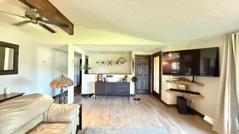 244 W Christenson Avenue Appleton MN 56208