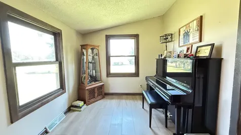 244 W Christenson Avenue Appleton MN 56208