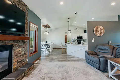 620 2nd Street Arthur ND 58006