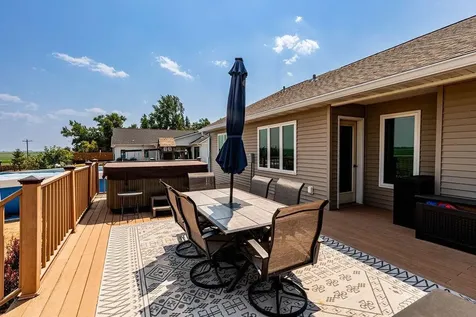 620 2nd Street Arthur ND 58006