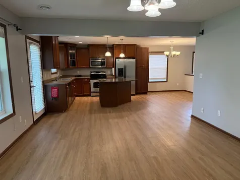 15800 60th Avenue N Plymouth MN 55446