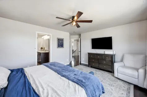1307 30th Avenue W West Fargo ND 58078
