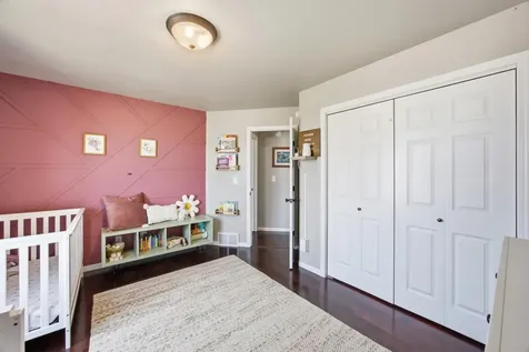 1307 30th Avenue W West Fargo ND 58078