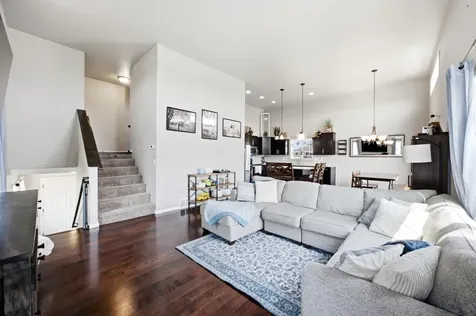 1307 30th Avenue W West Fargo ND 58078