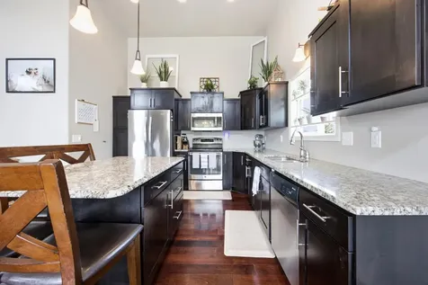 1307 30th Avenue W West Fargo ND 58078