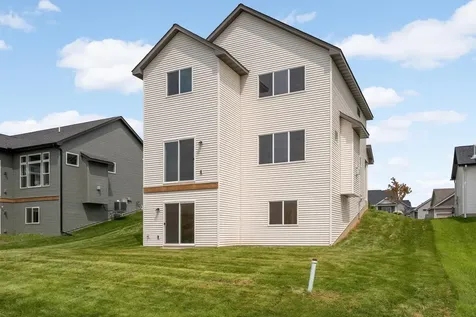 8292 186th Street W Lakeville MN 55044