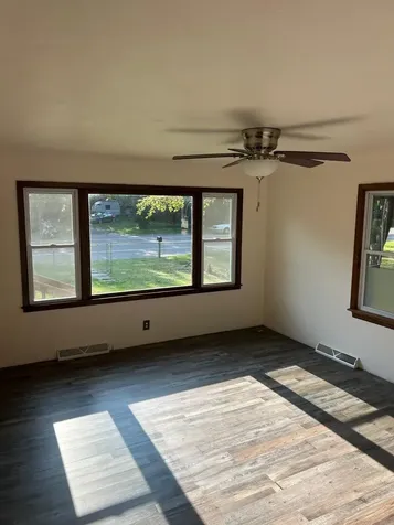 30650 N Lakes Trail Lindstrom MN 55045