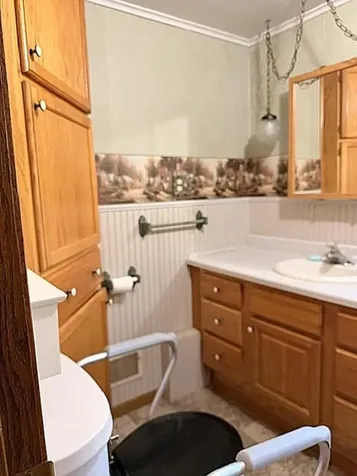 2022 River Road Windom MN 56101