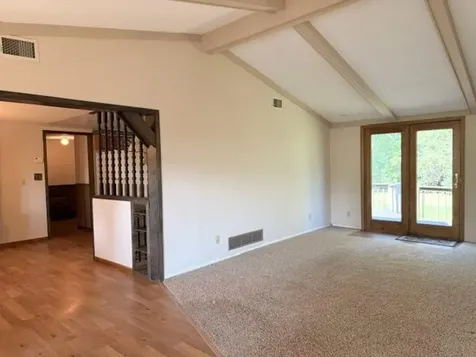 2022 River Road Windom MN 56101