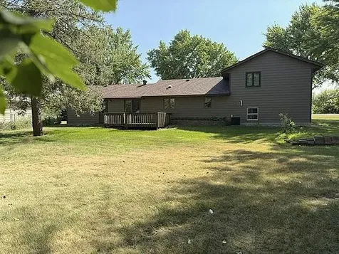 2022 River Road Windom MN 56101