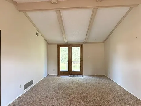 2022 River Road Windom MN 56101