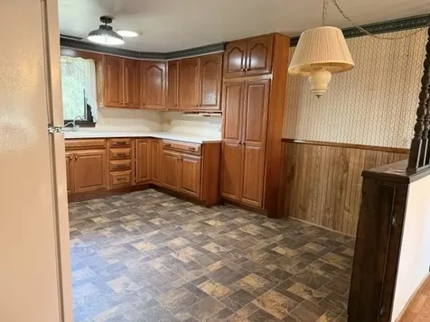 2022 River Road Windom MN 56101