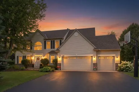 3578 Commonwealth Road Woodbury MN 55125