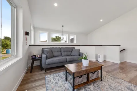 1220 Ivy Way Faribault MN 55021