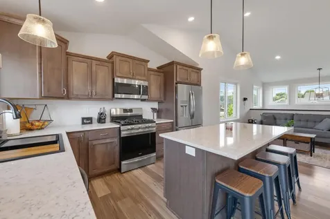 1220 Ivy Way Faribault MN 55021
