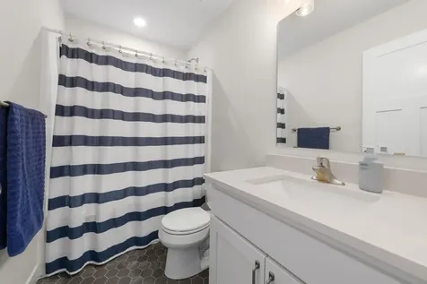 1220 Ivy Way Faribault MN 55021