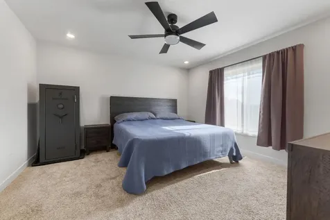 1220 Ivy Way Faribault MN 55021