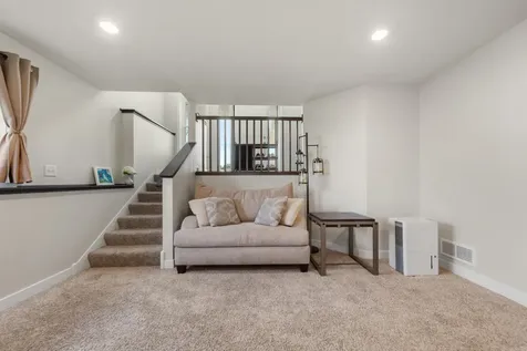 1220 Ivy Way Faribault MN 55021