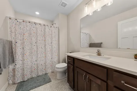 1220 Ivy Way Faribault MN 55021