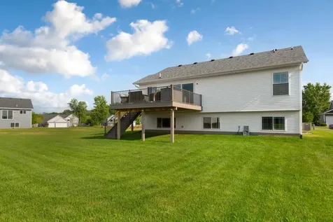 1220 Ivy Way Faribault MN 55021