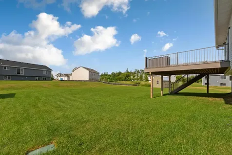 1220 Ivy Way Faribault MN 55021