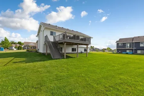 1220 Ivy Way Faribault MN 55021