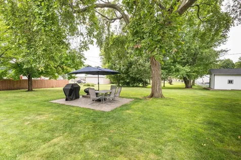 1219 N Lake Street Fergus Falls MN 56537
