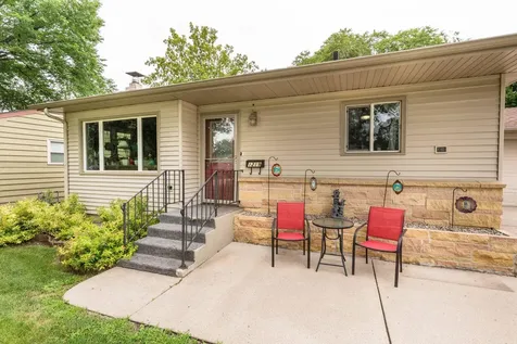 1219 N Lake Street Fergus Falls MN 56537