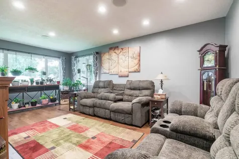 1219 N Lake Street Fergus Falls MN 56537