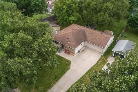 1219 N Lake Street Fergus Falls MN 56537