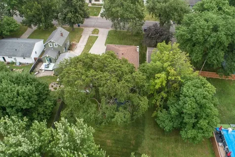 1219 N Lake Street Fergus Falls MN 56537