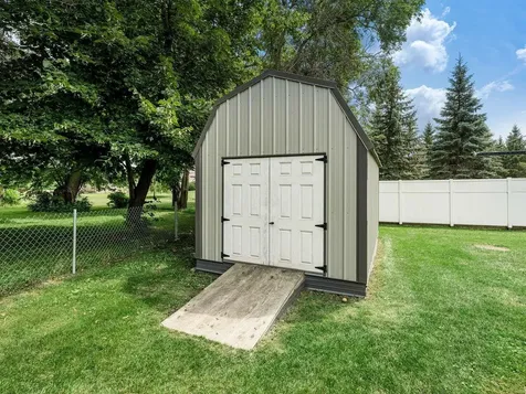 1429 Rice Lake Street Owatonna MN 55060