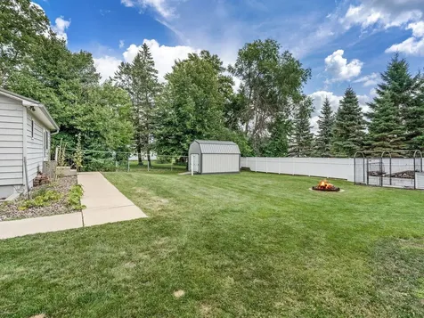 1429 Rice Lake Street Owatonna MN 55060