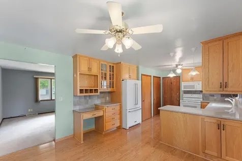 8053 Cloman Avenue Inver Grove Heights MN 55076