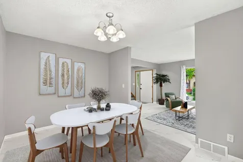 2622 Dupont Avenue N Minneapolis MN 55411