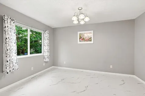 2622 Dupont Avenue N Minneapolis MN 55411