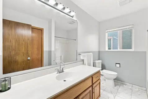 2622 Dupont Avenue N Minneapolis MN 55411