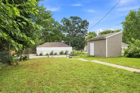 2622 Dupont Avenue N Minneapolis MN 55411