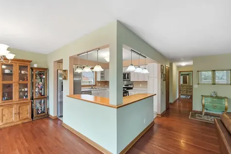 4636 Heritage Hills Drive Bloomington MN 55437
