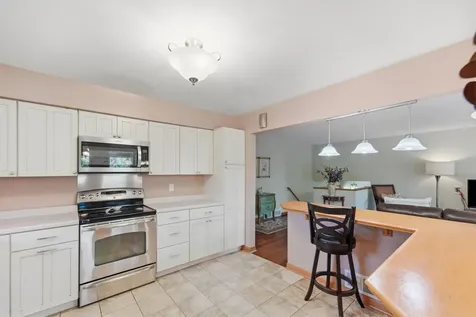 4636 Heritage Hills Drive Bloomington MN 55437