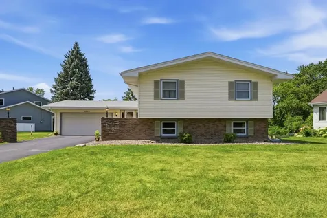 4636 Heritage Hills Drive Bloomington MN 55437