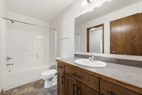1224 S Beach Way West Fargo ND 58078